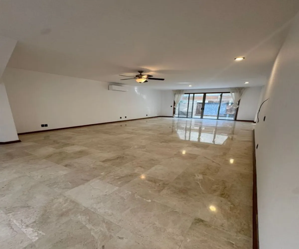 Casa En Renta,Royal Country,La Colina S/N, Zapopan, Jalisco 45116, 4 Habitaciones,4 Baños,La Colina,1,pBz4c0v