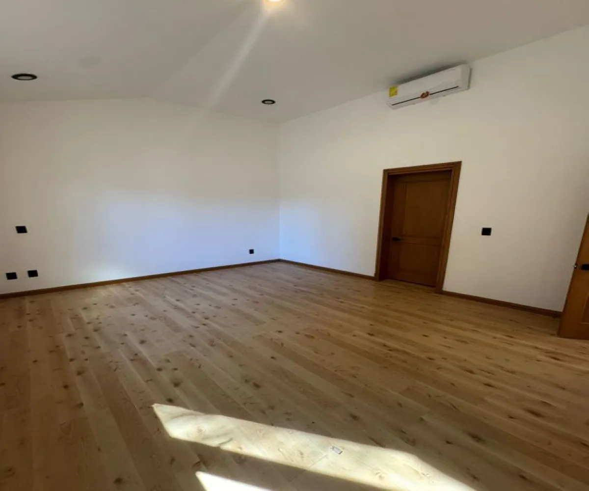 Casa En Renta,Royal Country,La Colina S/N, Zapopan, Jalisco 45116, 4 Habitaciones,4 Baños,La Colina,1,pBz4c0v