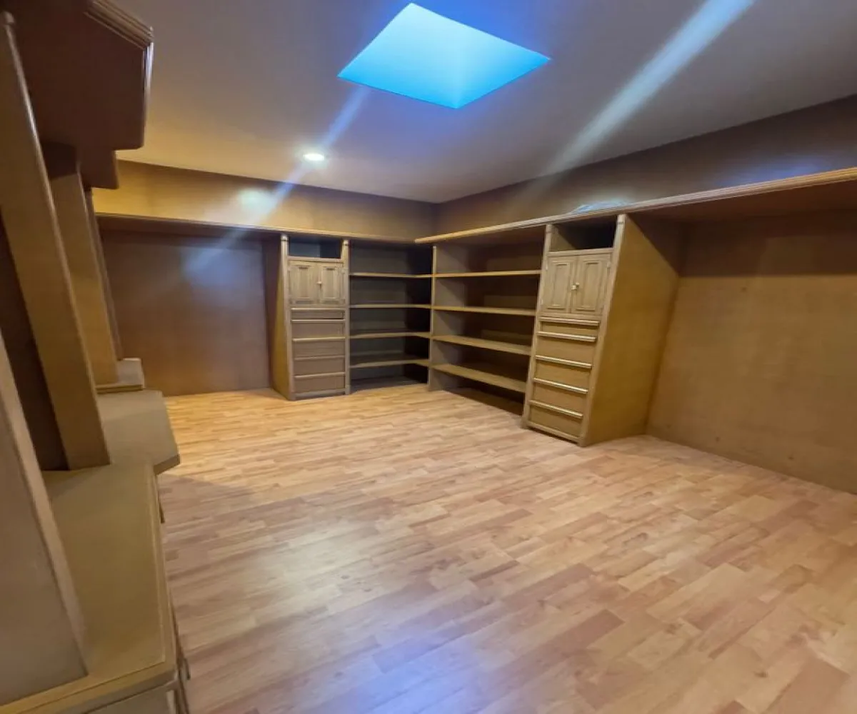 Casa En Renta,Royal Country,La Colina S/N, Zapopan, Jalisco 45116, 4 Habitaciones,4 Baños,La Colina,1,pBz4c0v