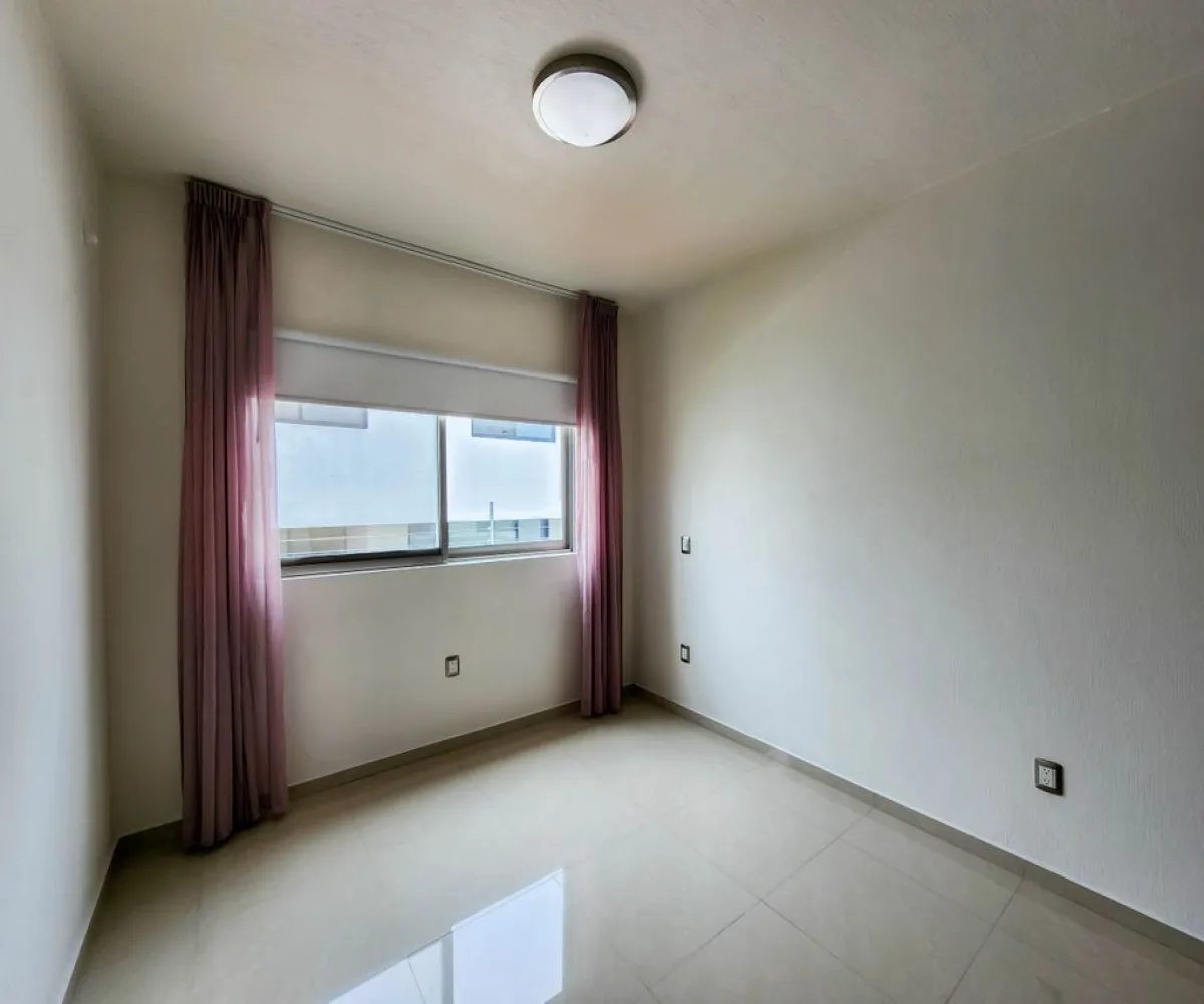Casa En Renta,Valle del Imperio Sueco S/N, Zapopan, Jalisco 45134, 4 Habitaciones,3 Baños,Valle del Imperio Sueco,1,ptrVdSJ