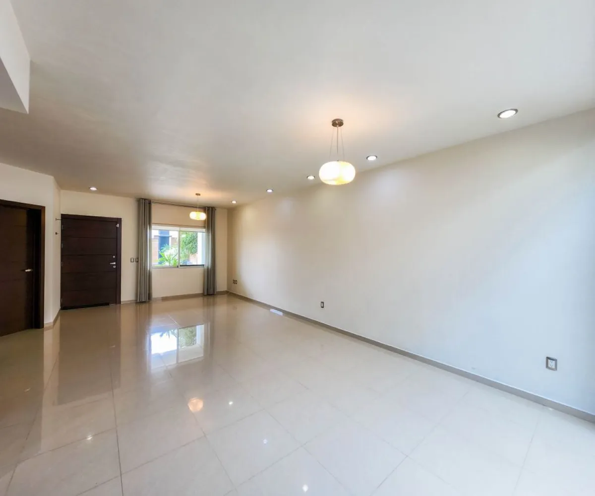 Casa En Renta,Valle del Imperio Sueco S/N, Zapopan, Jalisco 45134, 4 Habitaciones,3 Baños,Valle del Imperio Sueco,1,ptrVdSJ