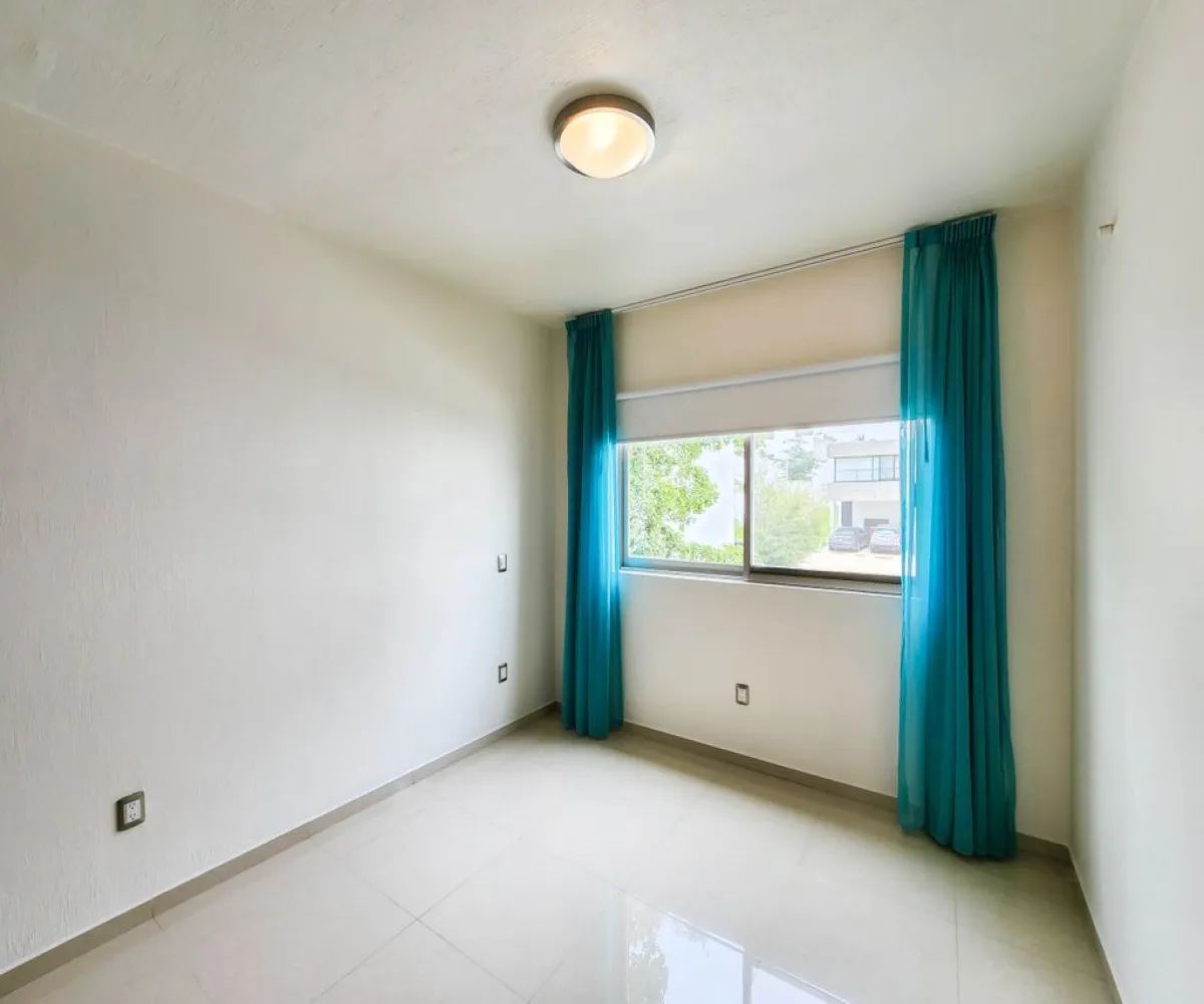 Casa En Renta,Valle del Imperio Sueco S/N, Zapopan, Jalisco 45134, 4 Habitaciones,3 Baños,Valle del Imperio Sueco,1,ptrVdSJ