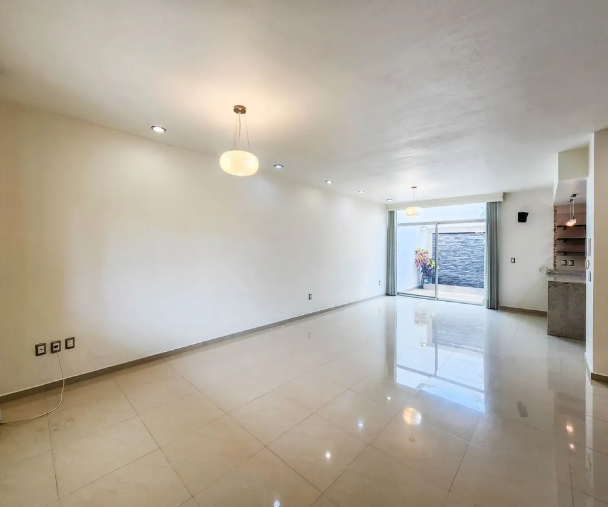 Casa En Renta,Valle del Imperio Sueco S/N, Zapopan, Jalisco 45134, 4 Habitaciones,3 Baños,Valle del Imperio Sueco,1,ptrVdSJ