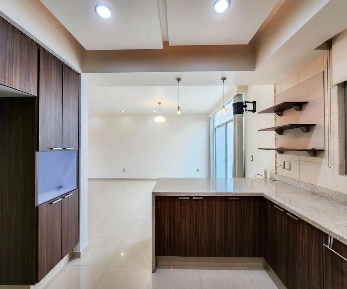 Casa En Renta,Valle del Imperio Sueco S/N, Zapopan, Jalisco 45134, 4 Habitaciones,3 Baños,Valle del Imperio Sueco,1,ptrVdSJ