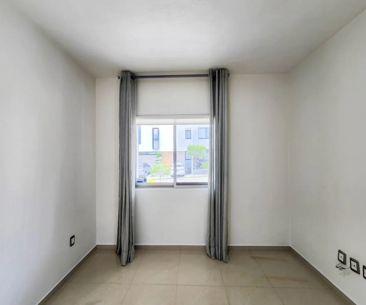 Casa En Renta,Valle del Imperio Sueco S/N, Zapopan, Jalisco 45134, 4 Habitaciones,3 Baños,Valle del Imperio Sueco,1,ptrVdSJ