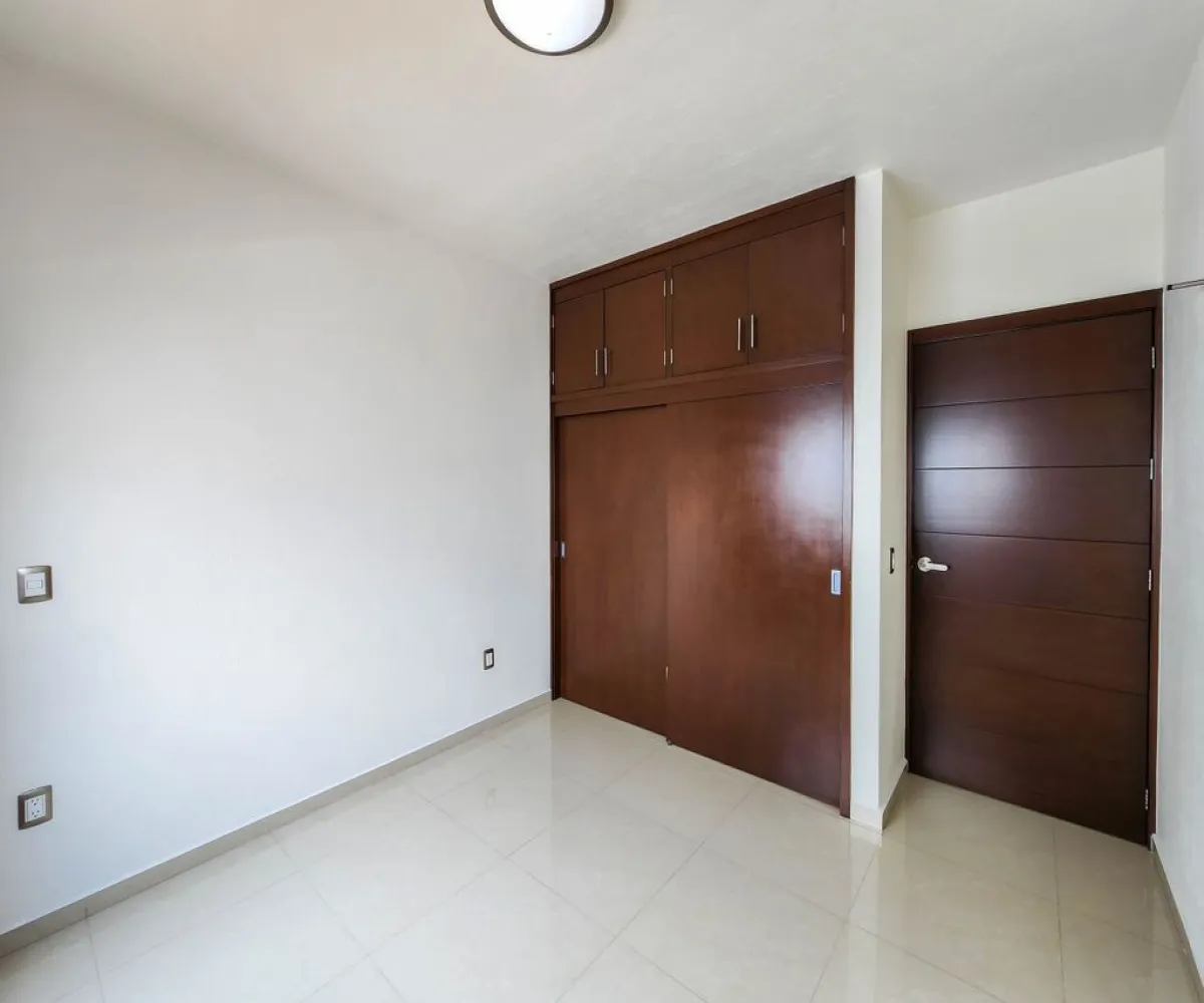 Casa En Renta,Valle del Imperio Sueco S/N, Zapopan, Jalisco 45134, 4 Habitaciones,3 Baños,Valle del Imperio Sueco,1,ptrVdSJ