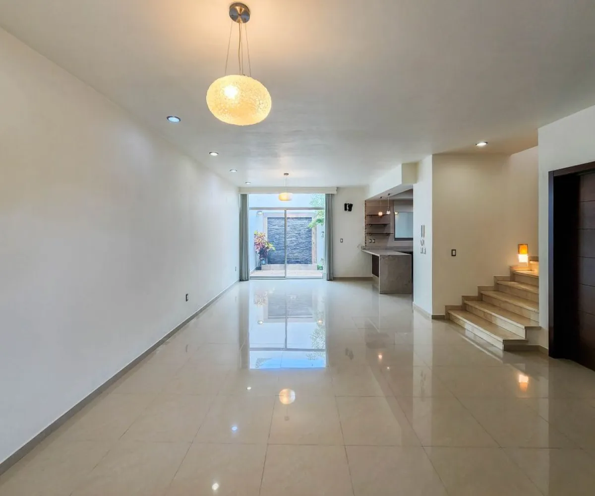 Casa En Renta,Valle del Imperio Sueco S/N, Zapopan, Jalisco 45134, 4 Habitaciones,3 Baños,Valle del Imperio Sueco,1,ptrVdSJ