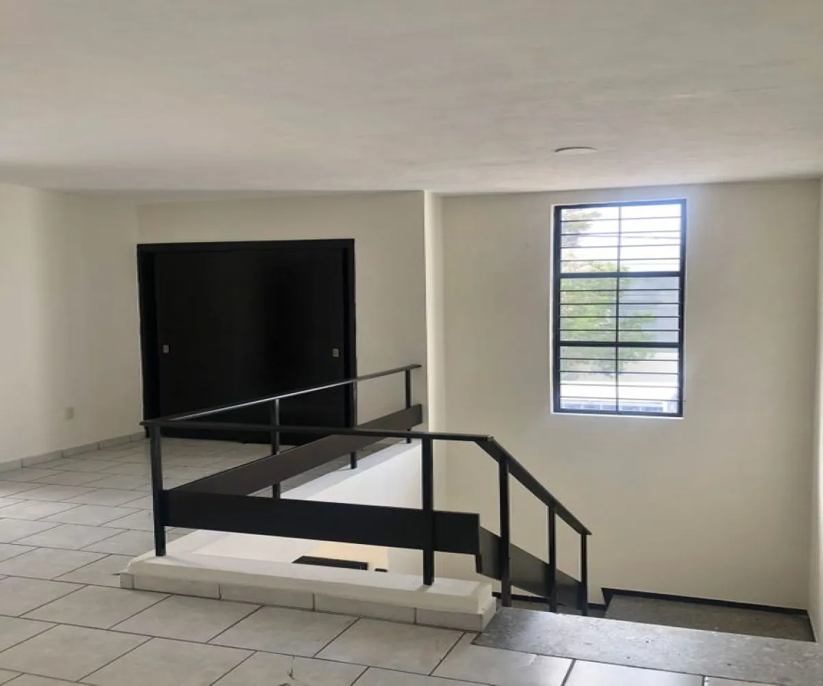 Casa En Renta,Ladron De Guevara,Calle Garibaldi 2450, Guadalajara, Jalisco 44600, 4 Habitaciones,2 Baños,Calle Garibaldi,2,pEyesBb