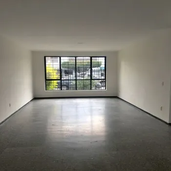 Casa En Renta,Ladron De Guevara,Calle Garibaldi 2450, Guadalajara, Jalisco 44600, 4 Habitaciones,2 Baños,Calle Garibaldi,2,pEyesBb