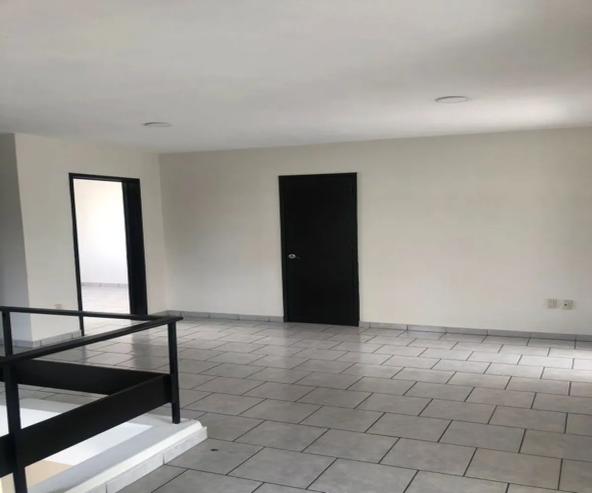 Casa En Renta,Ladron De Guevara,Calle Garibaldi 2450, Guadalajara, Jalisco 44600, 4 Habitaciones,2 Baños,Calle Garibaldi,2,pEyesBb