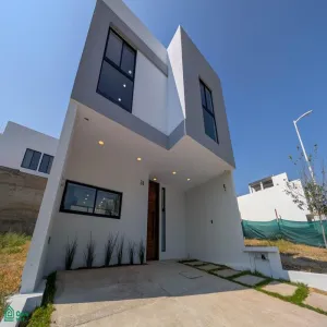 Casa En Venta,Senderos de Monte Verde,sendero amaranto 179, Tlajomulco de Zuniga, Jalisco 45646, 3 Habitaciones,2 Baños,sendero amaranto,3,MX251049860
