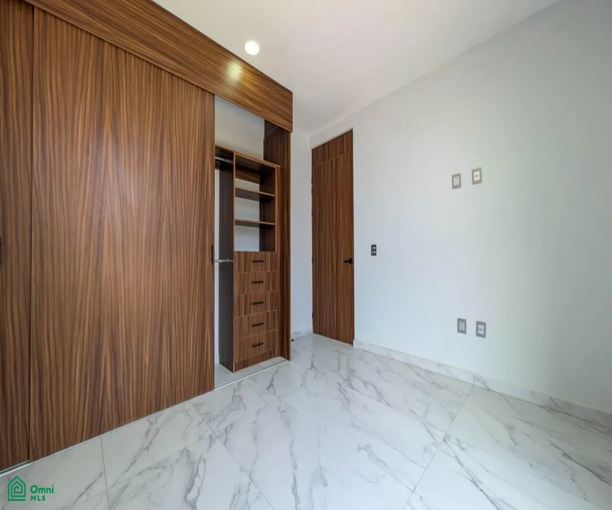 Casa En Venta,Senderos de Monte Verde,sendero amaranto 179, Tlajomulco de Zuniga, Jalisco 45646, 3 Habitaciones,2 Baños,sendero amaranto,3,MX251049860