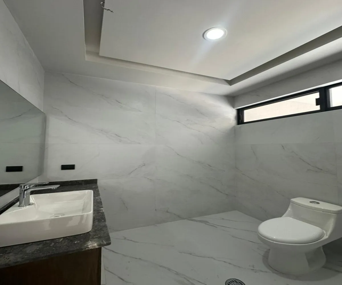 Casa En Venta,Real de Valdepeñas,Talavera Pte. 3363 45, Zapopan, Jalisco 45130, 4 Habitaciones,3 Baños,BOREALES 2,Talavera Pte.,3,723273