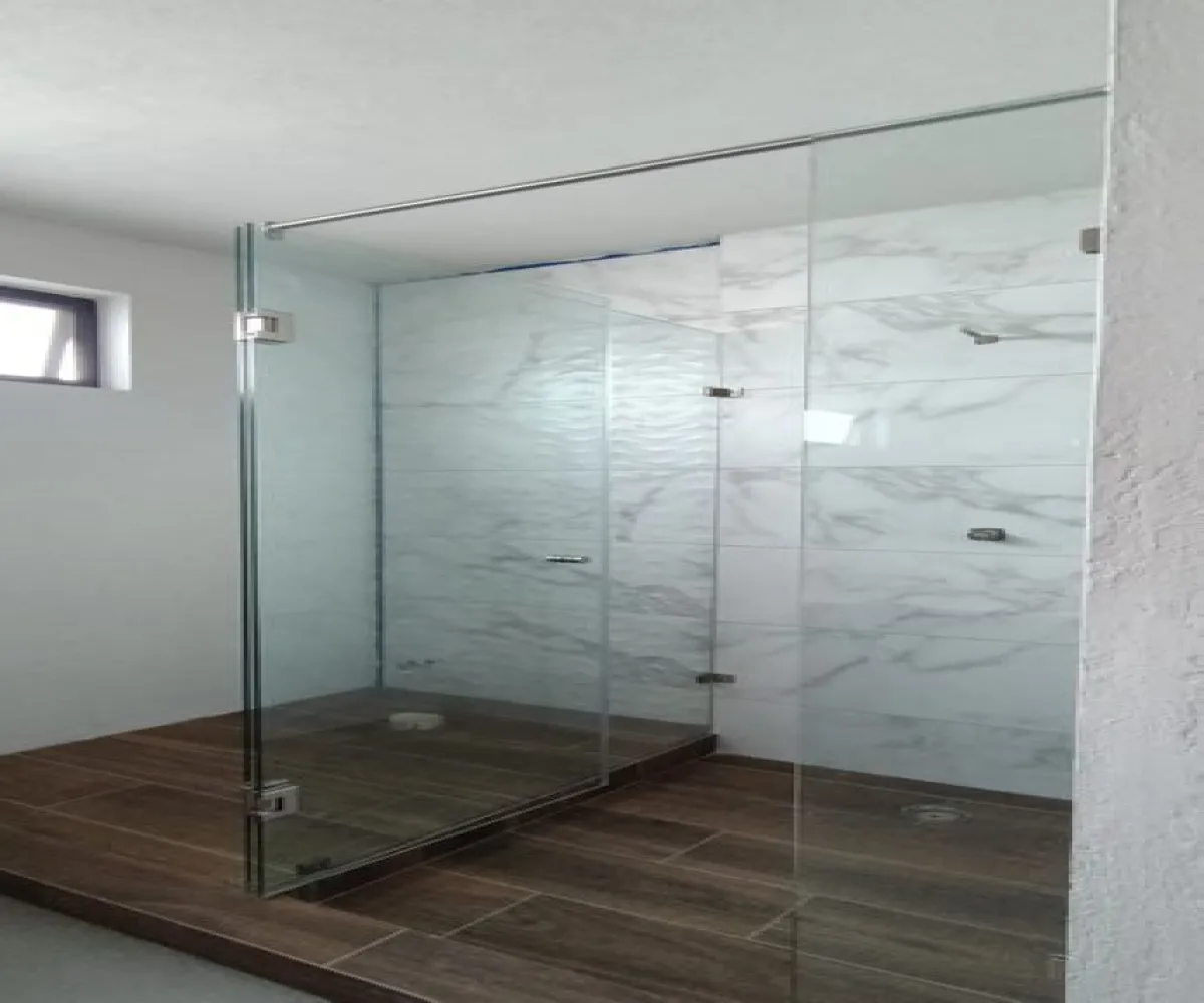 Casa En Venta,Solares Residencial,Avenida Paseo de La Luna Cto Zanthe 260, Zapopan, Jalisco 45019, 4 Habitaciones,5 Baños,Avenida Paseo de La Luna,3,pCpvsxG