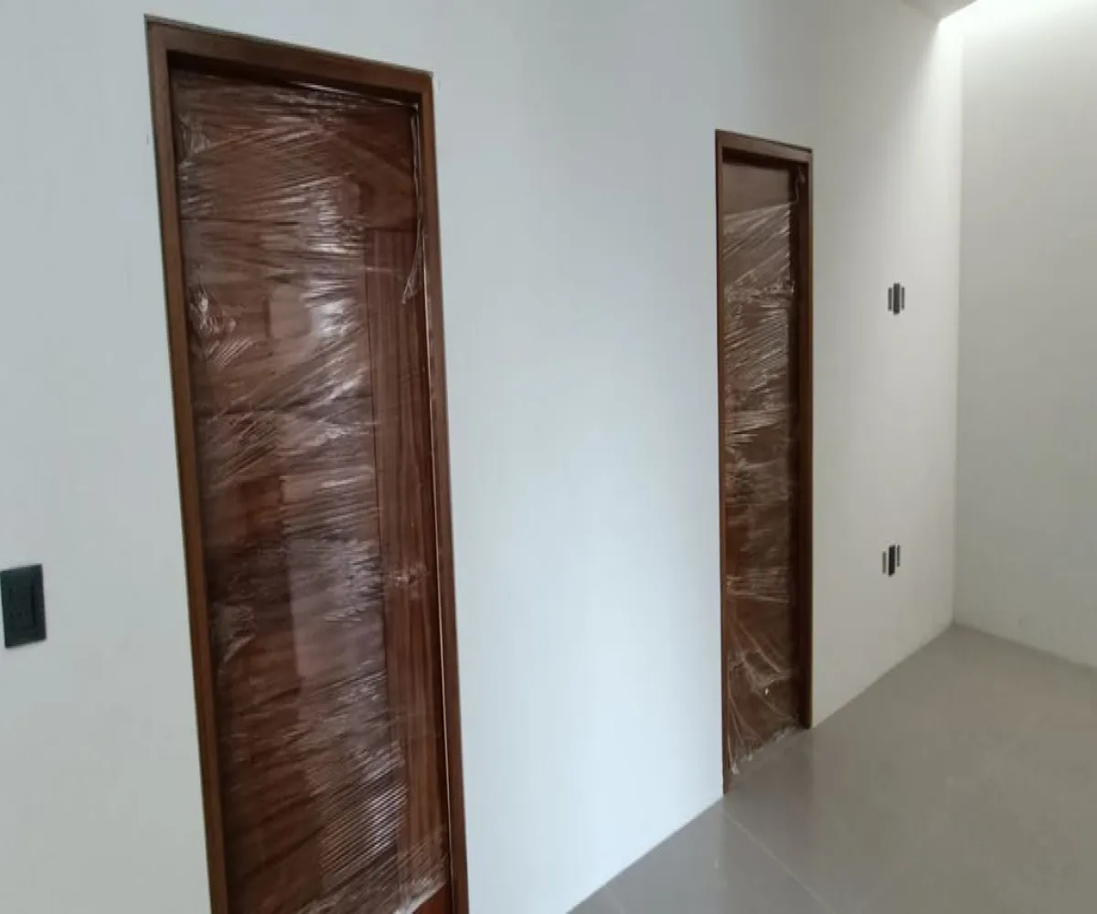Casa En Venta,Solares Residencial,Avenida Paseo de La Luna Cto Zanthe 260, Zapopan, Jalisco 45019, 4 Habitaciones,5 Baños,Avenida Paseo de La Luna,3,pCpvsxG