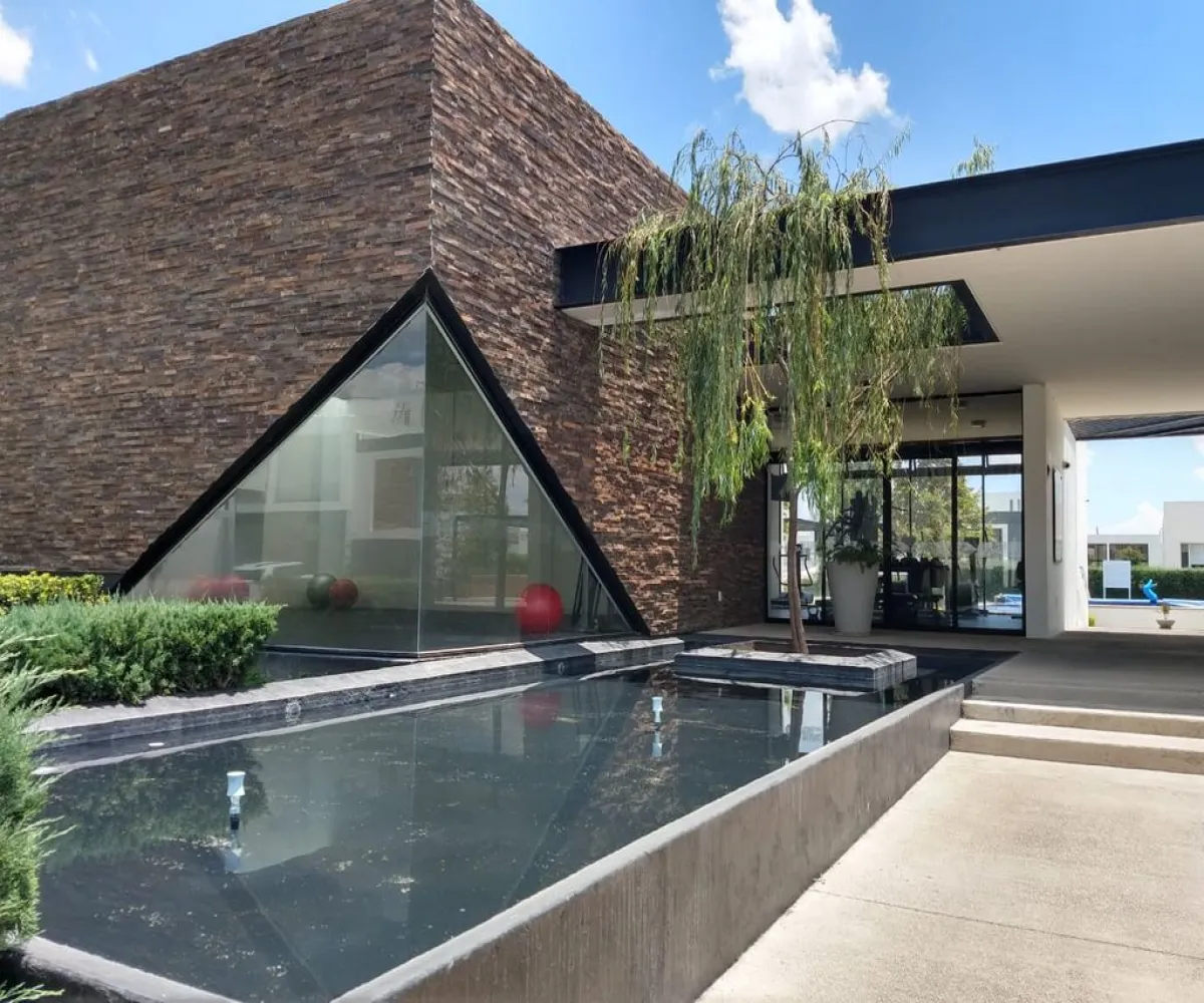 Casa En Venta,Solares Residencial,Avenida Paseo de La Luna Cto Zanthe 260, Zapopan, Jalisco 45019, 4 Habitaciones,5 Baños,Avenida Paseo de La Luna,3,pCpvsxG