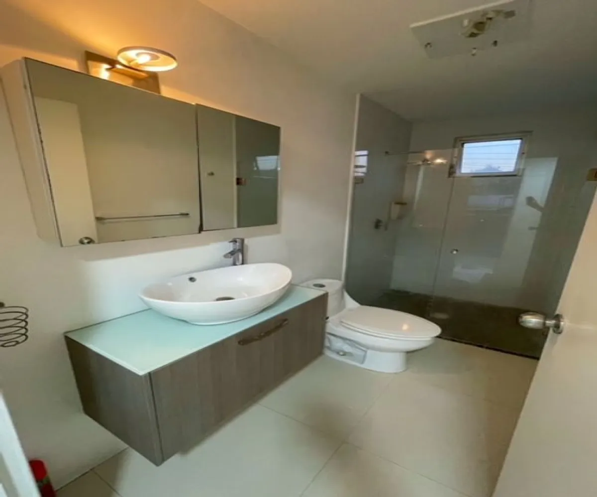 Casa En Renta,Arboledas,Pez Austral 3649, Zapopan, Jalisco 45070, 3 Habitaciones,2 Baños,Pez Austral,2,p8waoUY