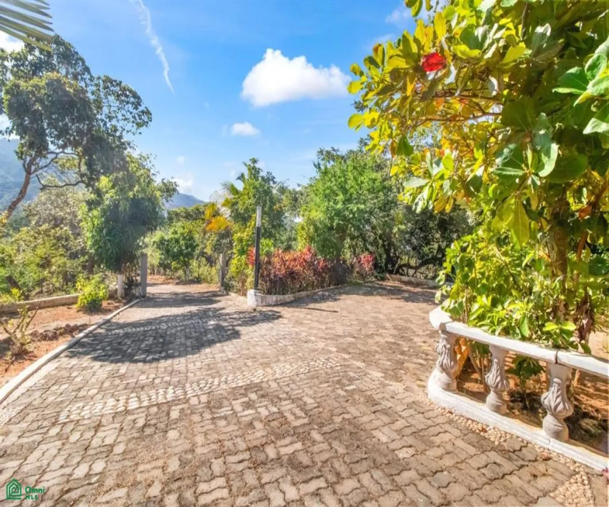 Casa En Venta,Las Palmas de Arriba,Gobernador Sebastian Allende S/N, Puerto Vallarta, Jalisco 48260, 5 Habitaciones,3 Baños,Gobernador Sebastian Allende,MX251050198