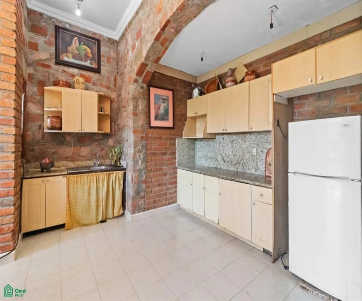 Casa En Venta,Las Palmas de Arriba,Gobernador Sebastian Allende S/N, Puerto Vallarta, Jalisco 48260, 5 Habitaciones,3 Baños,Gobernador Sebastian Allende,MX251050198