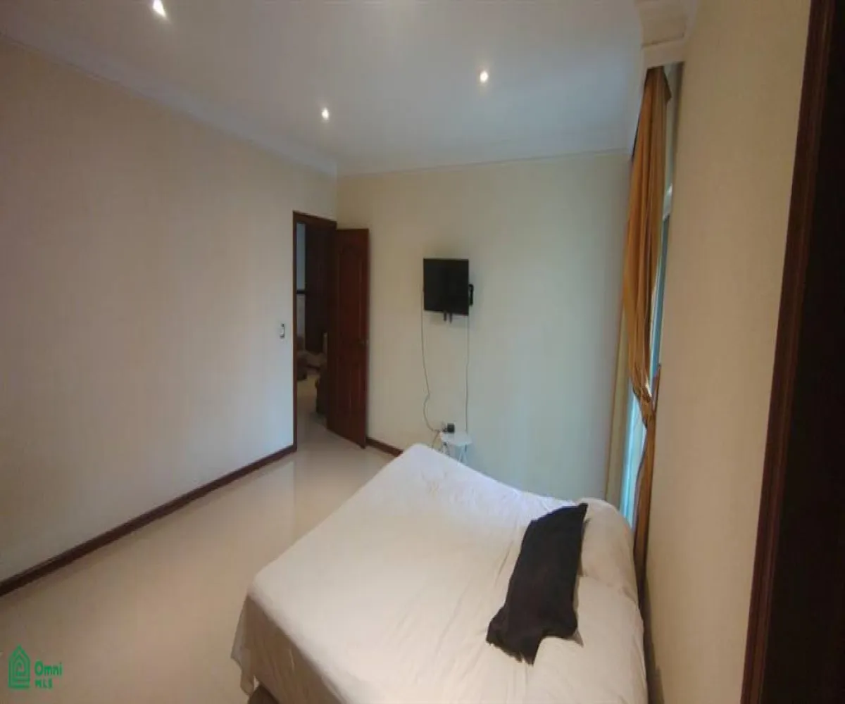 Casa En Venta,Real de Valdepeñas,jacaranda 191, Zapopan, Jalisco 45130, 4 Habitaciones,4 Baños,jacaranda,2,MX251050353