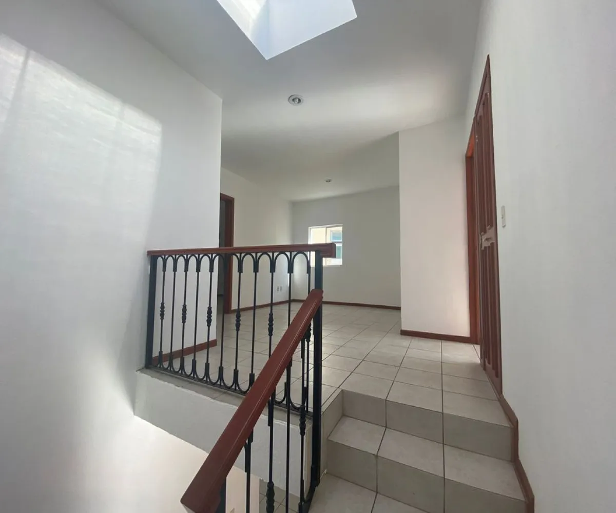 Casa En Venta,La Tijera,Calle Boulevard Prolongación Mariano Otero 1507, Tlajomulco de Zúñiga, Jalisco 45645, 3 Habitaciones,2 Baños,Calle Boulevard Prolongación Mariano Otero,1,pQ4cQVI