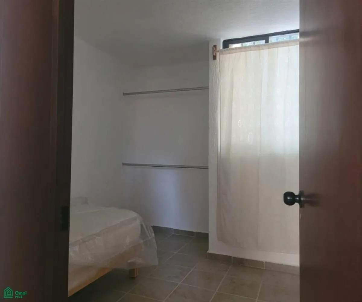 Departamento En Venta,Ferrocarril,Calle 2 1578-E 2, Guadalajara, Jalisco 44440, 2 Habitaciones,1 Baño,Calle 2,1,MX251050849
