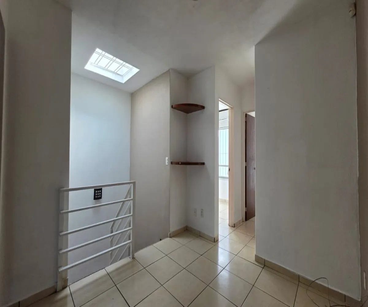 Casa En Venta,Fraccionamiento Cumbres del Nilo,Lola Alvarez Bravo 1574, Guadalajara, Jalisco 45529, 3 Habitaciones,2 Baños,Lola Alvarez Bravo,2,pblGw15