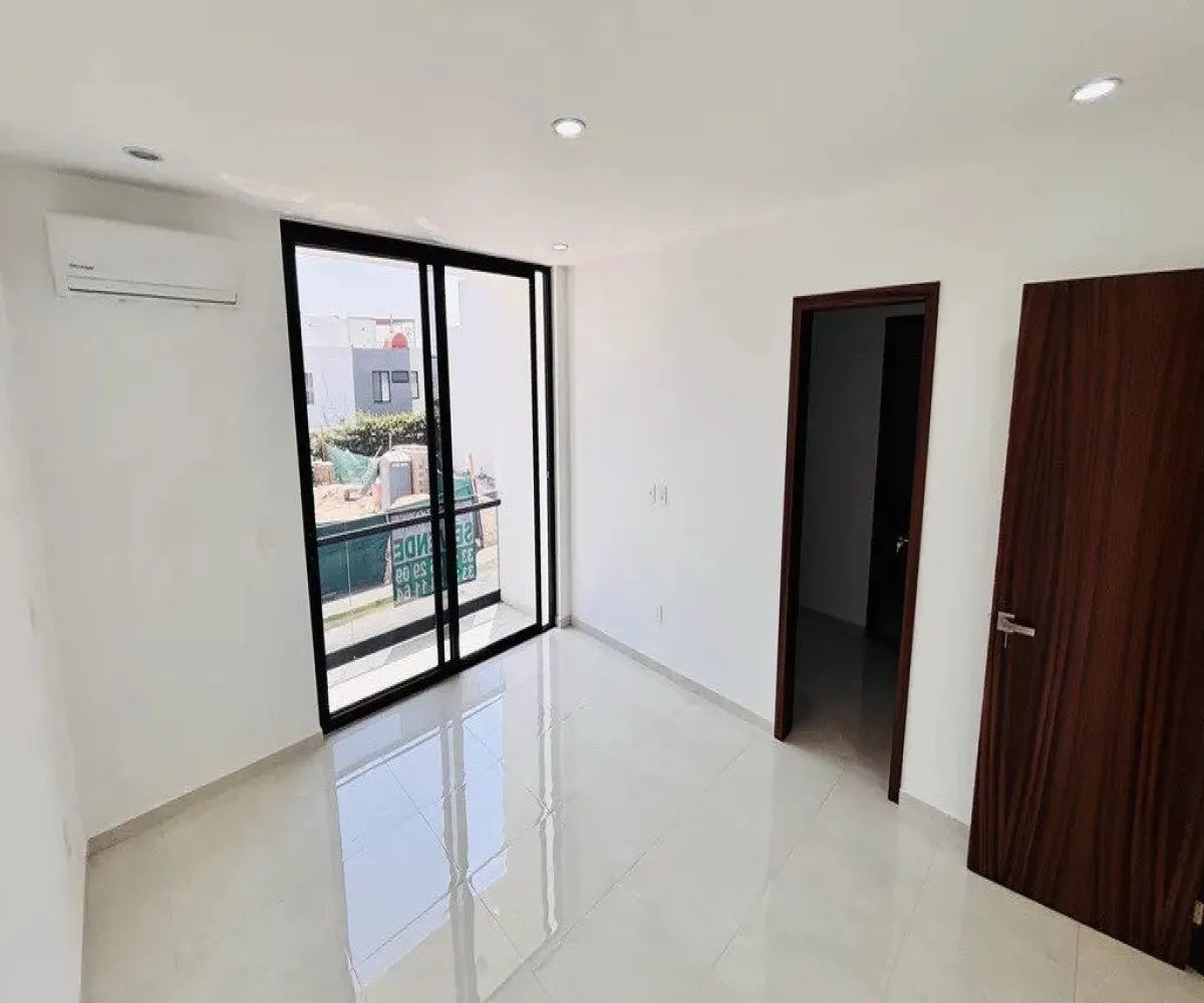 Casa En Venta,Punto Sur ,Avenida Punto Sur 000 00, Tlajomulco de Zúñiga, Jalisco 45645, 3 Habitaciones,4 Baños,Avenida Punto Sur,3,p9bO0xj