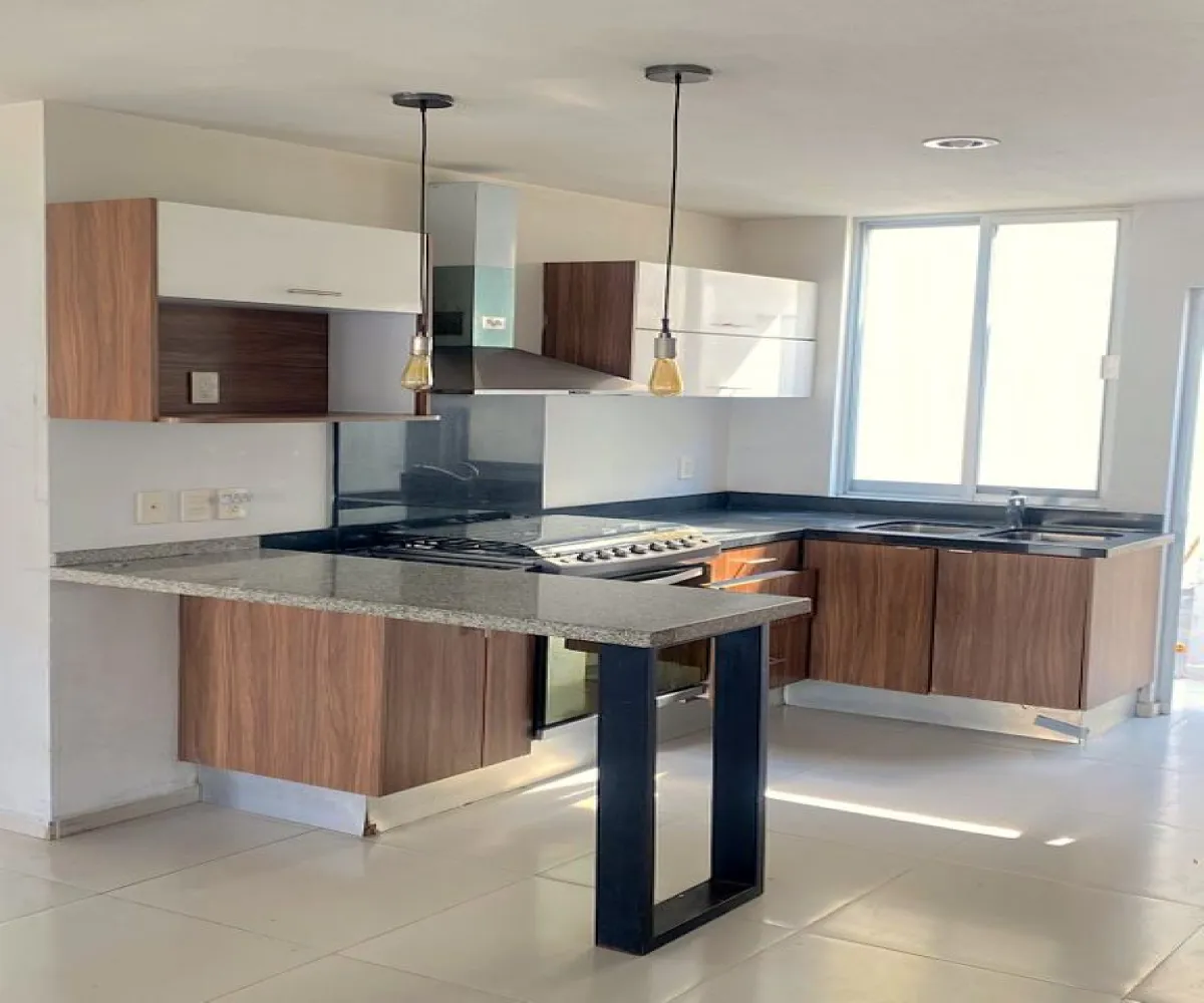 Casa En Renta,Valle imperial,Avenida del Bosque Real 79, Zapopan, Jalisco 45134, 3 Habitaciones,3 Baños,Avenida del Bosque Real,2,pzQ90Pa