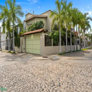 Casa En Venta,Residencial Fluvial Vallarta,Lago Victoria 217, Puerto Vallarta, Jalisco 48312, 3 Habitaciones,2 Baños,Lago Victoria,2,MX251052330