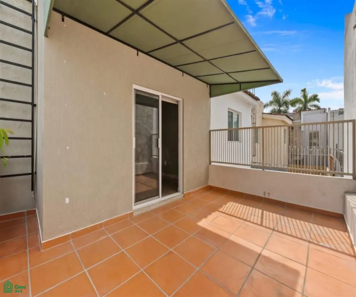 Casa En Venta,Residencial Fluvial Vallarta,Lago Victoria 217, Puerto Vallarta, Jalisco 48312, 3 Habitaciones,2 Baños,Lago Victoria,2,MX251052330