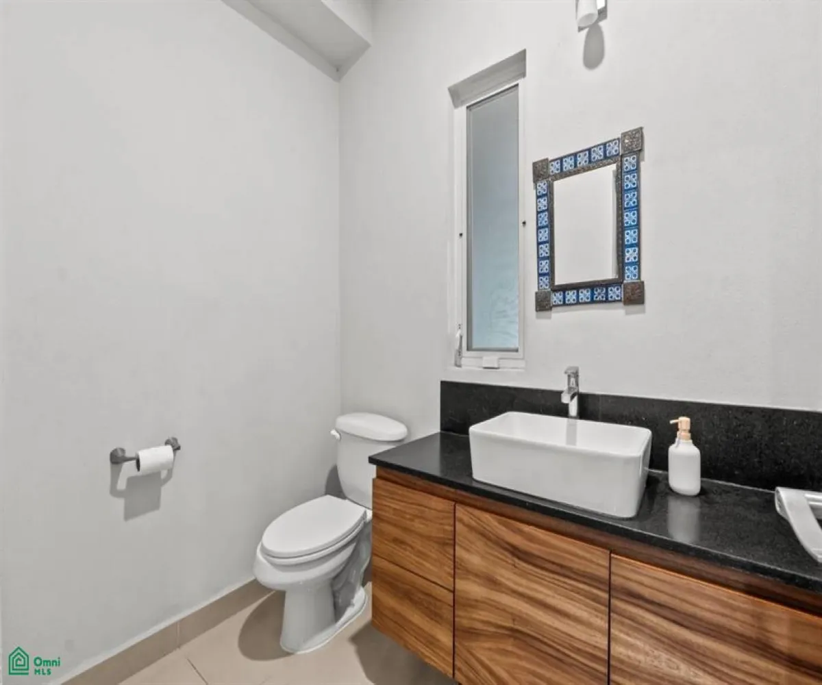 Casa En Venta,Residencial Fluvial Vallarta,Lago Victoria 217, Puerto Vallarta, Jalisco 48312, 3 Habitaciones,2 Baños,Lago Victoria,2,MX251052330