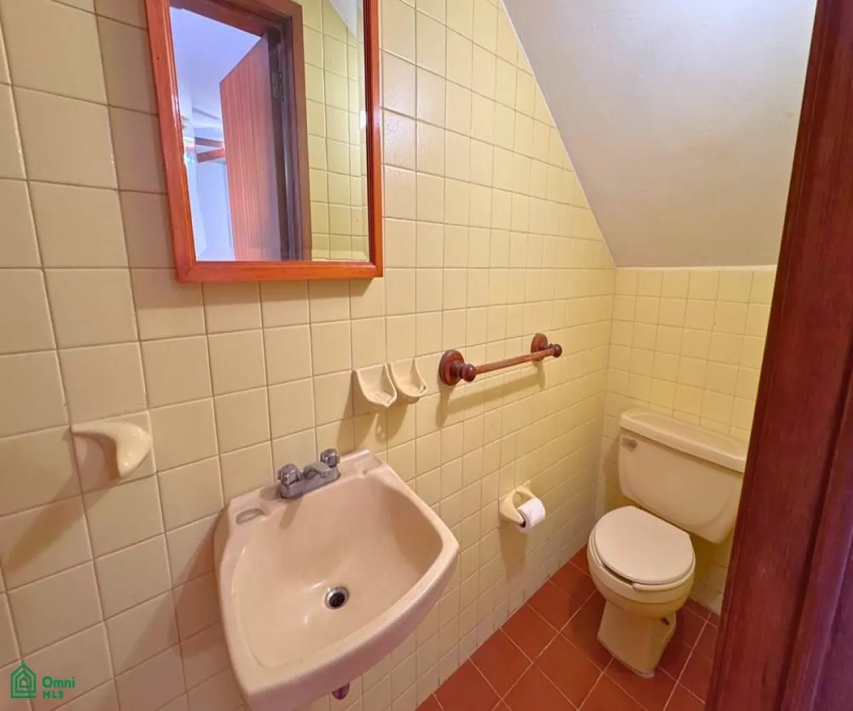 Departamento En Venta,Residencial Victoria,Coral 3679, Zapopan, Jalisco 44590, 2 Habitaciones,2 Baños,Coral,2,MX251052480