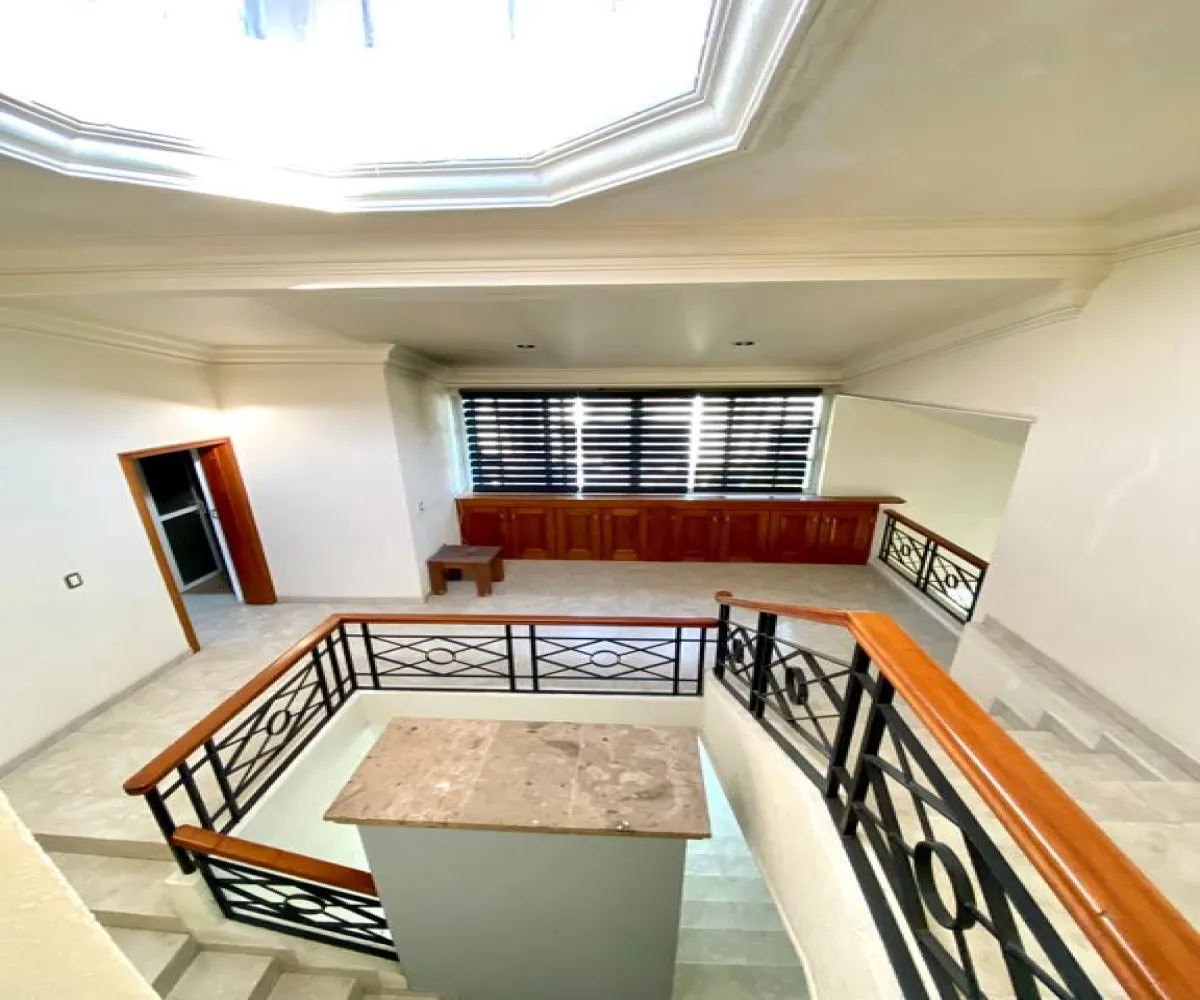 Casa En Renta,Fracc Valle Real,Paseo San Arturo Norte 2365, Zapopan, Jalisco 45019, 4 Habitaciones,4 Baños,Paseo San Arturo Norte,3,phW5eCL