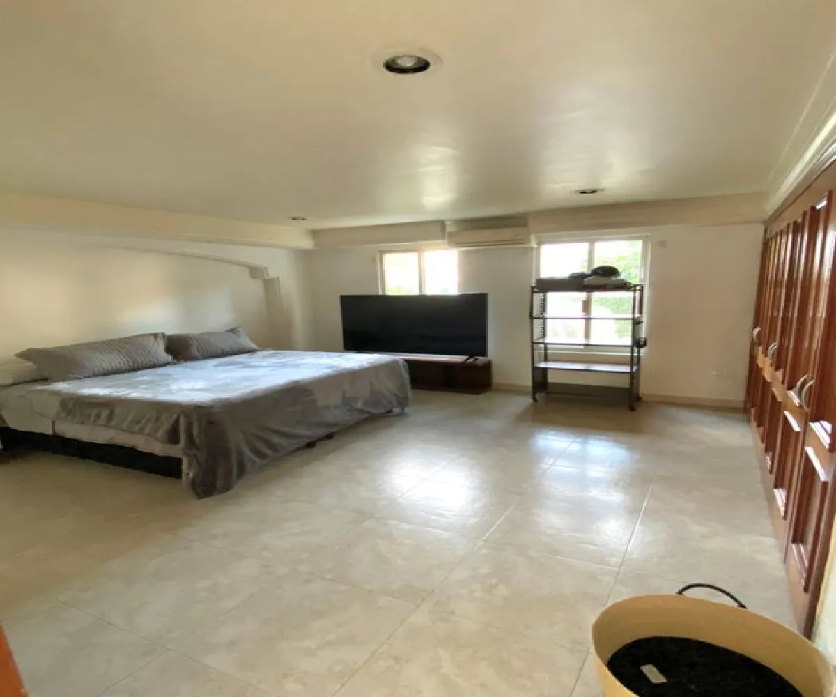 Casa En Renta,Fracc Valle Real,Paseo San Arturo Norte 2365, Zapopan, Jalisco 45019, 4 Habitaciones,4 Baños,Paseo San Arturo Norte,3,phW5eCL