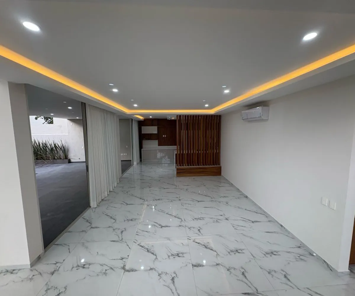 Casa En Venta,Res Virreyes,Villa Verona 00 00, Zapopan, Jalisco 45110, 4 Habitaciones,5 Baños,Villa Verona ,3,p18mom1