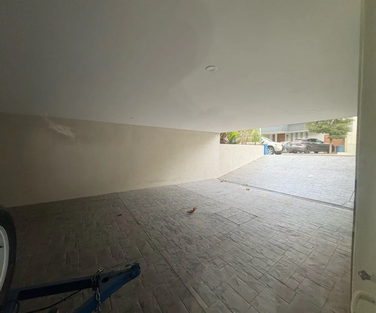Casa En Venta,Res Virreyes,Villa Verona 00 00, Zapopan, Jalisco 45110, 4 Habitaciones,5 Baños,Villa Verona ,3,p18mom1