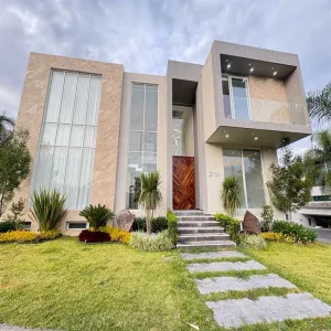 Casa En Venta,Res Virreyes,Villa Verona 00 00, Zapopan, Jalisco 45110, 4 Habitaciones,5 Baños,Villa Verona ,3,p18mom1