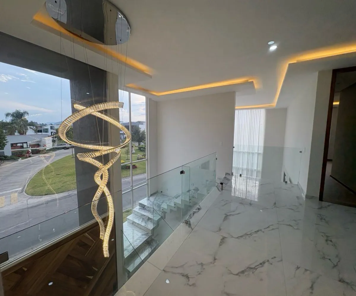 Casa En Venta,Res Virreyes,Villa Verona 00 00, Zapopan, Jalisco 45110, 4 Habitaciones,5 Baños,Villa Verona ,3,p18mom1