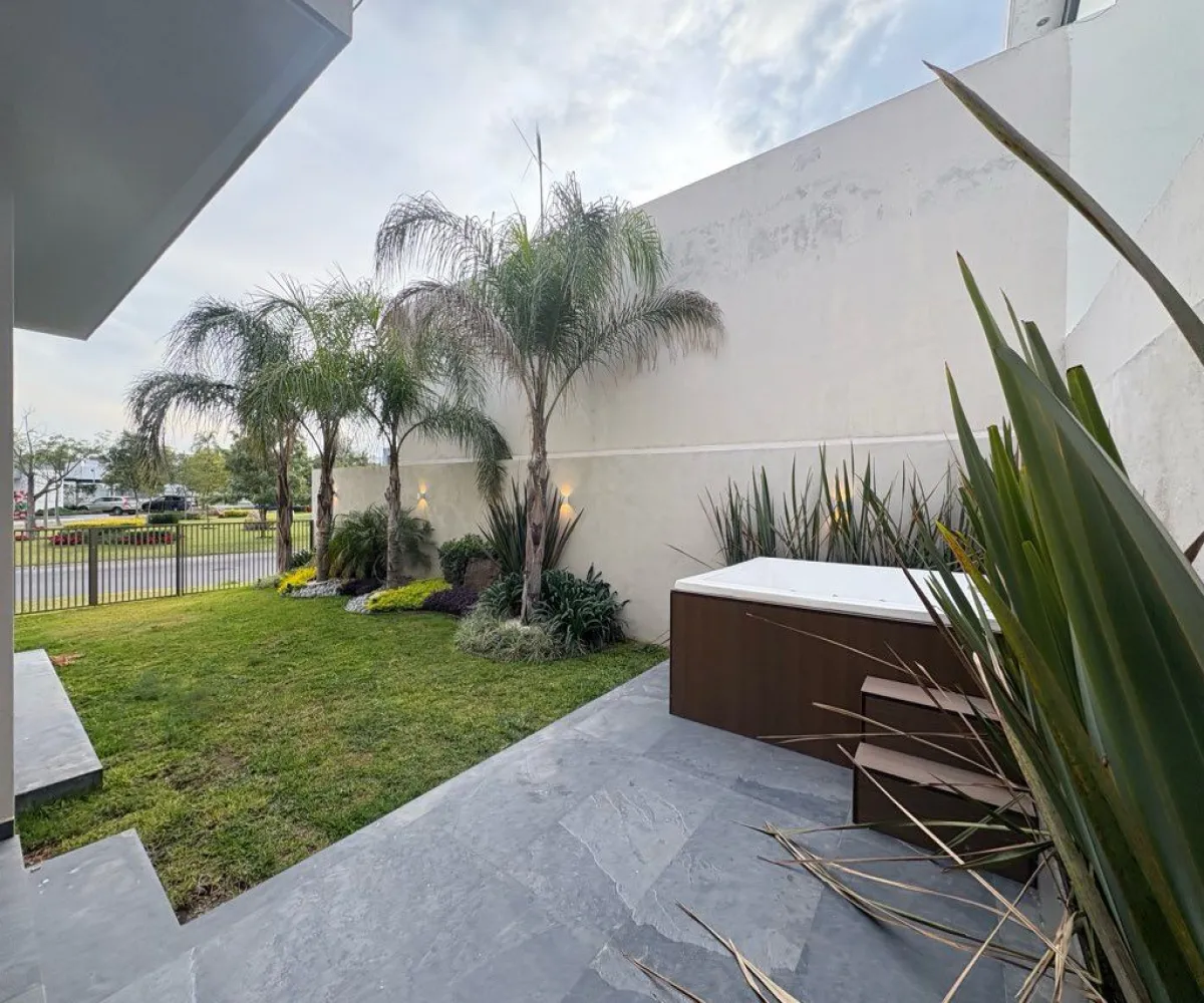 Casa En Venta,Res Virreyes,Villa Verona 00 00, Zapopan, Jalisco 45110, 4 Habitaciones,5 Baños,Villa Verona ,3,p18mom1