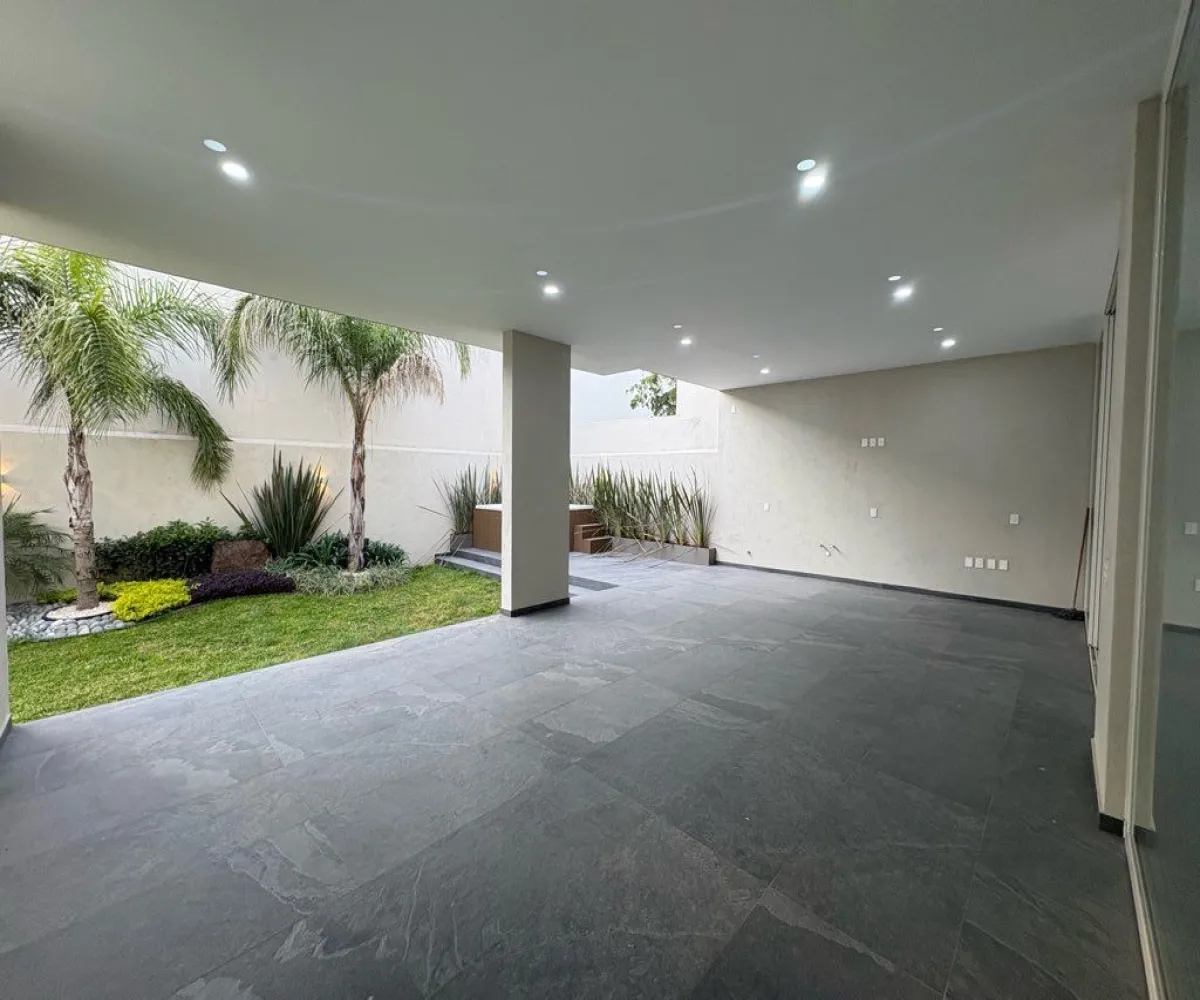 Casa En Venta,Res Virreyes,Villa Verona 00 00, Zapopan, Jalisco 45110, 4 Habitaciones,5 Baños,Villa Verona ,3,p18mom1