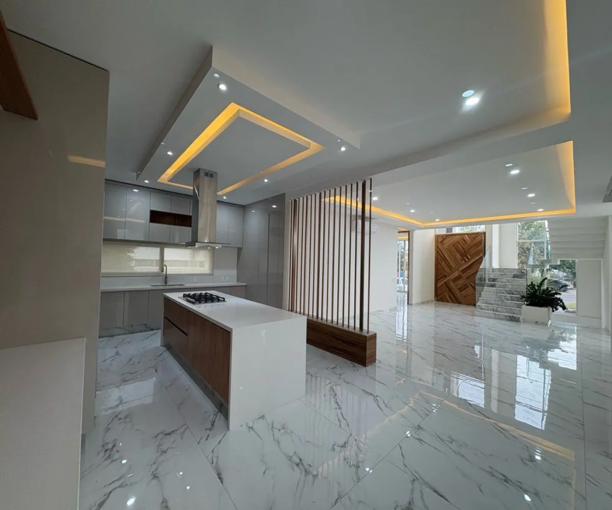 Casa En Venta,Res Virreyes,Villa Verona 00 00, Zapopan, Jalisco 45110, 4 Habitaciones,5 Baños,Villa Verona ,3,p18mom1