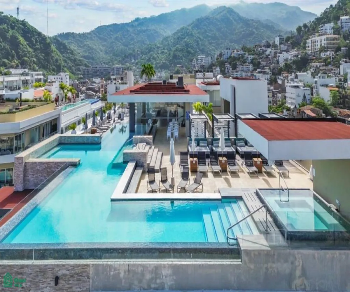 Departamento En Venta,Emiliano Zapata,Venustiano Carranza 268 Unit 705, Puerto Vallarta, Jalisco 48380, 2 Habitaciones,2 Baños,Venustiano Carranza,3,MX251053088