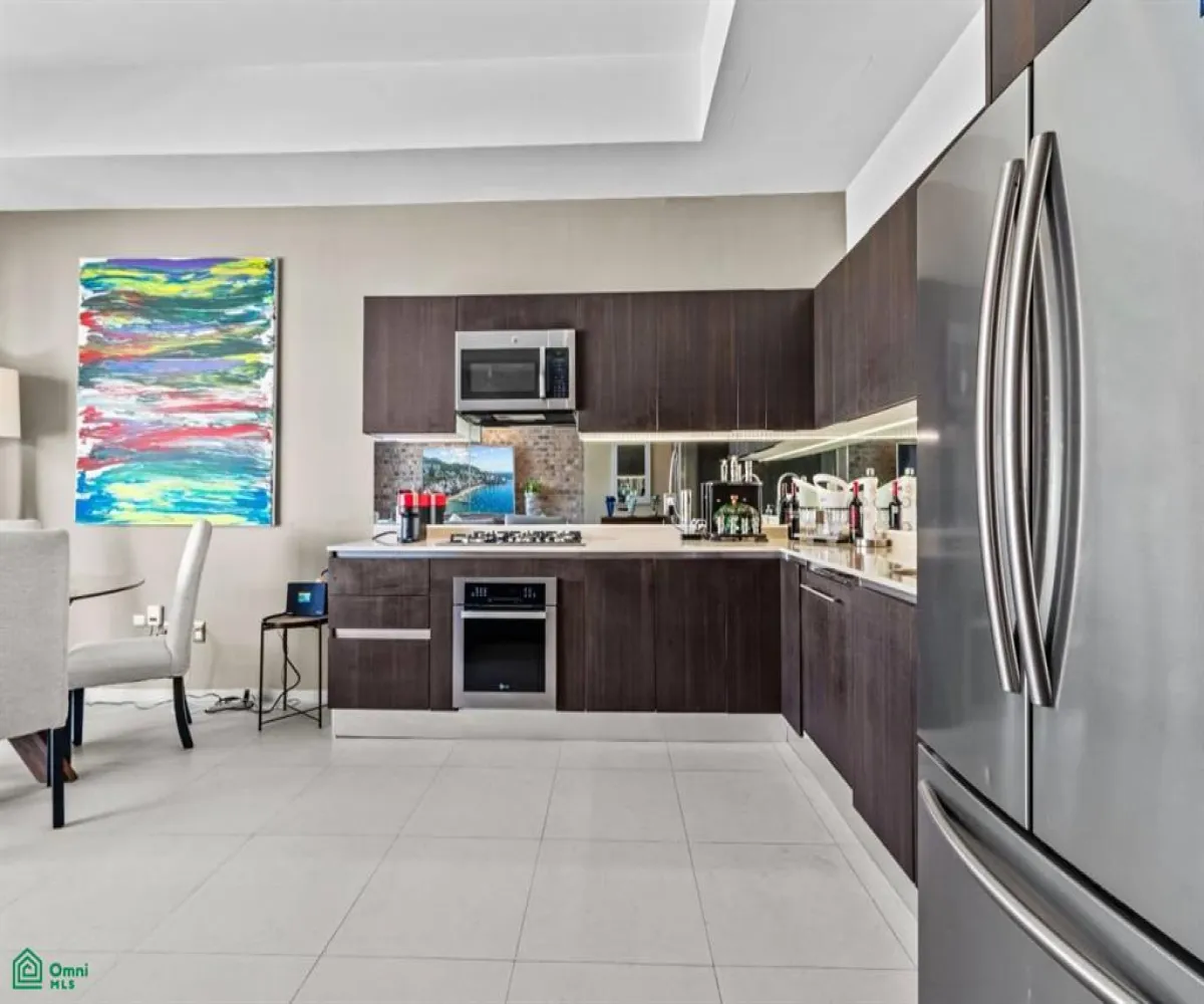 Departamento En Venta,Emiliano Zapata,Venustiano Carranza 268 Unit 705, Puerto Vallarta, Jalisco 48380, 2 Habitaciones,2 Baños,Venustiano Carranza,3,MX251053088