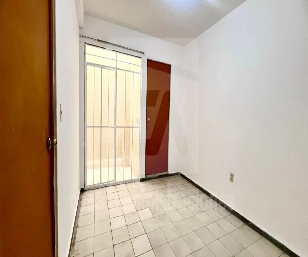 Casa En Venta,Independencia Oriente,Calle Los Alpes 1548, Guadalajara, Jalisco 44340, 5 Habitaciones,2 Baños,Calle Los Alpes,1,pycMcbg