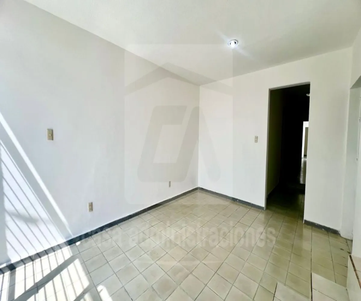 Casa En Venta,Independencia Oriente,Calle Los Alpes 1548, Guadalajara, Jalisco 44340, 5 Habitaciones,2 Baños,Calle Los Alpes,1,pycMcbg