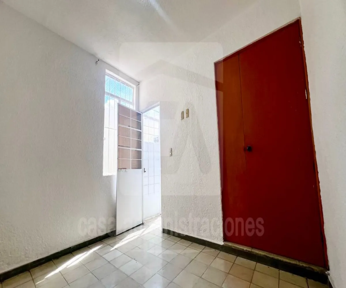 Casa En Venta,Independencia Oriente,Calle Los Alpes 1548, Guadalajara, Jalisco 44340, 5 Habitaciones,2 Baños,Calle Los Alpes,1,pycMcbg