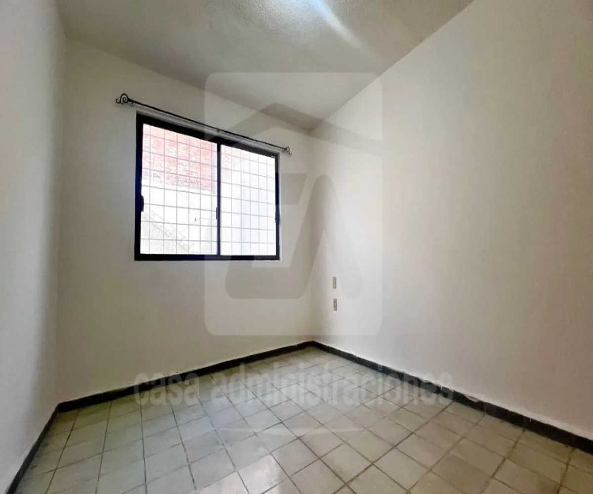 Casa En Venta,Independencia Oriente,Calle Los Alpes 1548, Guadalajara, Jalisco 44340, 5 Habitaciones,2 Baños,Calle Los Alpes,1,pycMcbg