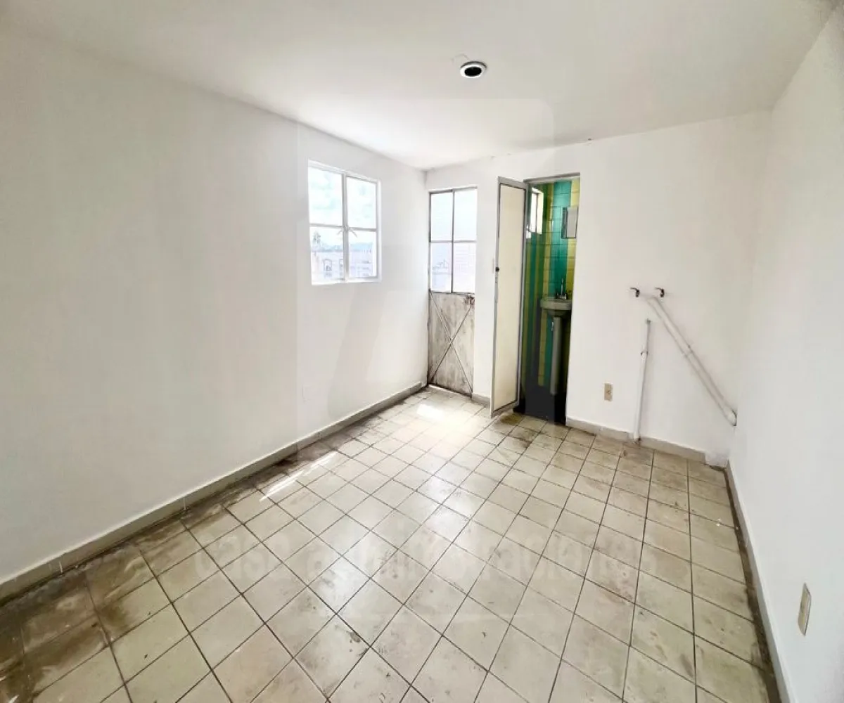 Casa En Venta,Independencia Oriente,Calle Los Alpes 1548, Guadalajara, Jalisco 44340, 5 Habitaciones,2 Baños,Calle Los Alpes,1,pycMcbg