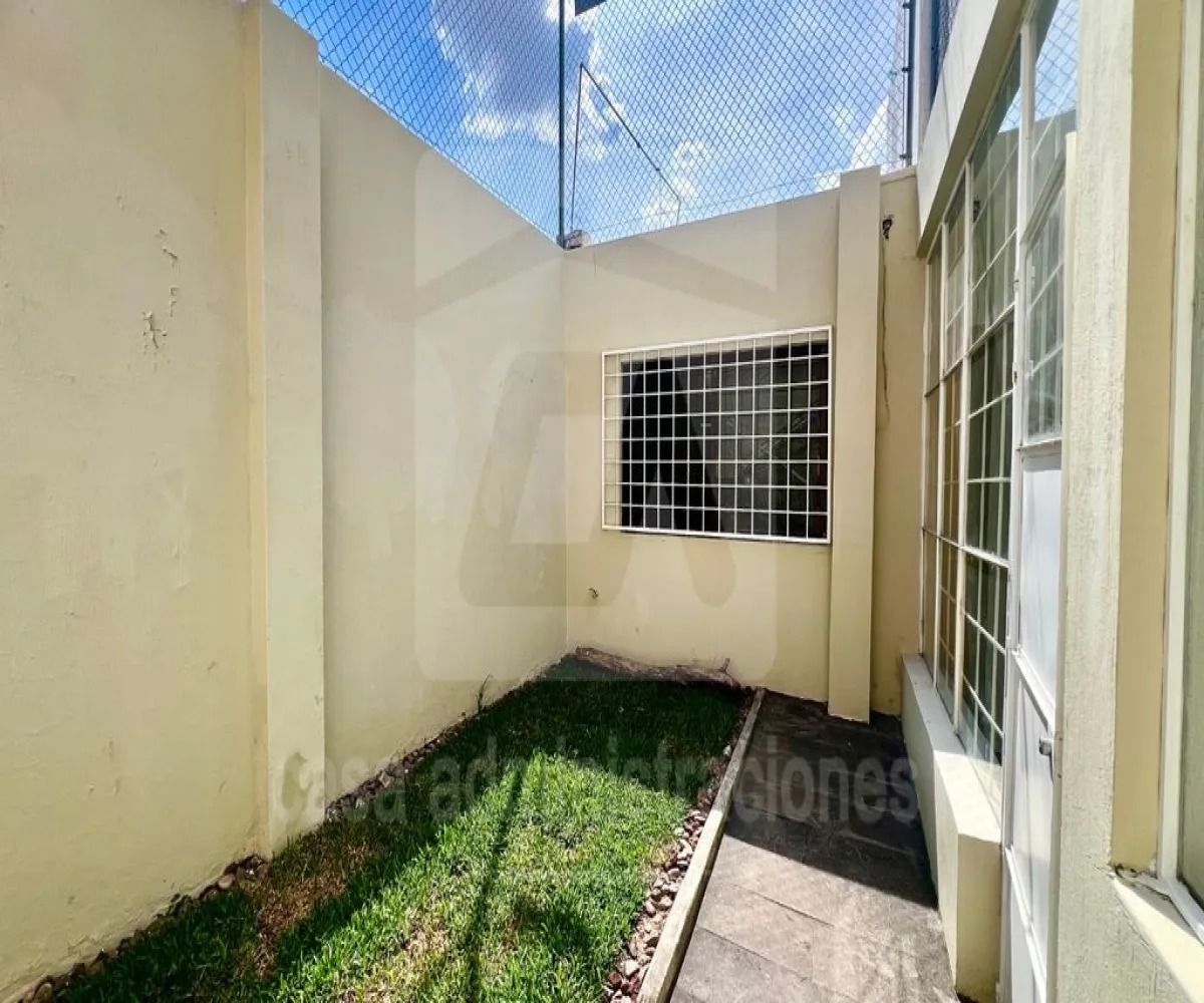 Casa En Venta,Independencia Oriente,Calle Los Alpes 1548, Guadalajara, Jalisco 44340, 5 Habitaciones,2 Baños,Calle Los Alpes,1,pycMcbg